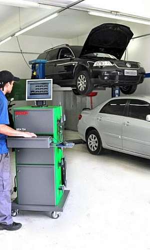 Serviços de reparação automotiva Serviços de reparação automotiva